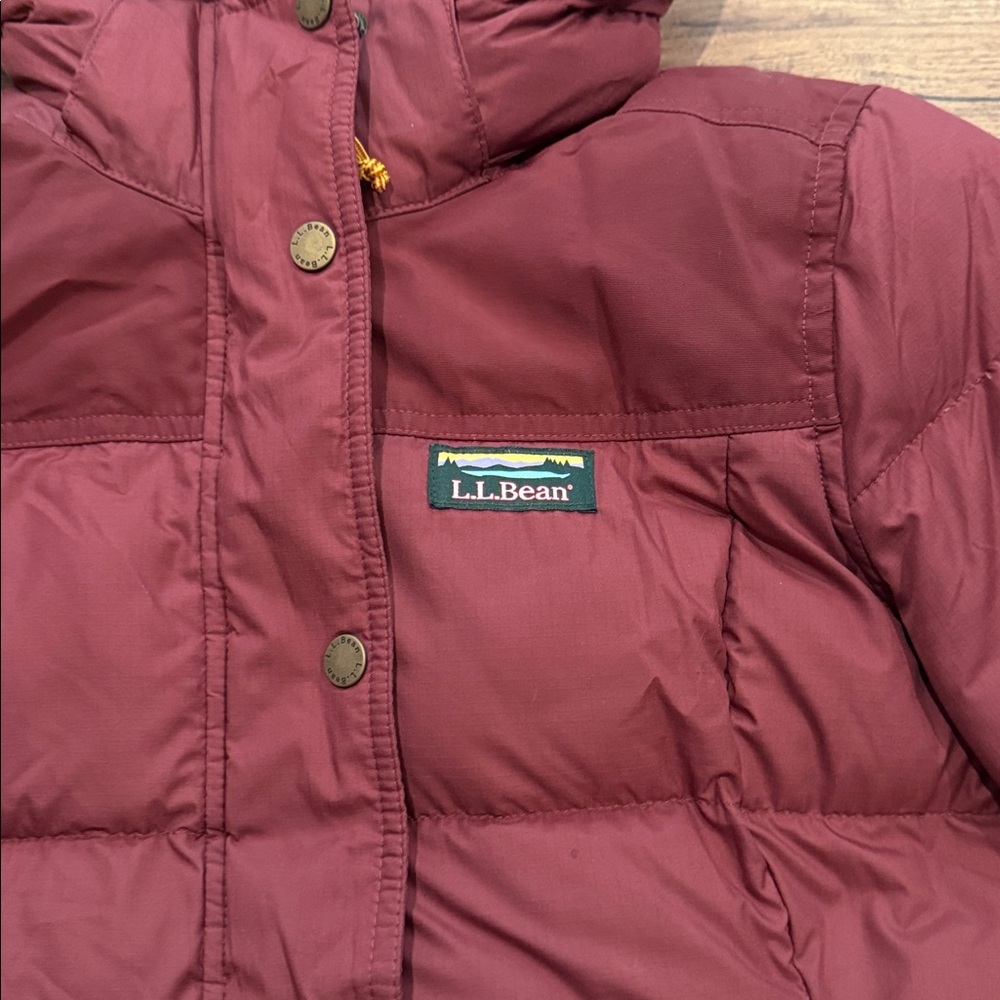 L.L. Bean Women’s Mountain Classic Down Parka - burgundy - XXSP - Picture 3 of 10